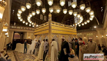«الأوقاف» توضح حقيقة اختفاء 4 مقابض من مسجد الحسين