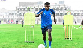 مصدر بالزمالك: سامسون مستمر وقرار مشاركته فى يد فيريرا
