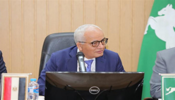 يغيب لعدة أيام.. وزير التعليم يجري عملية جراحية