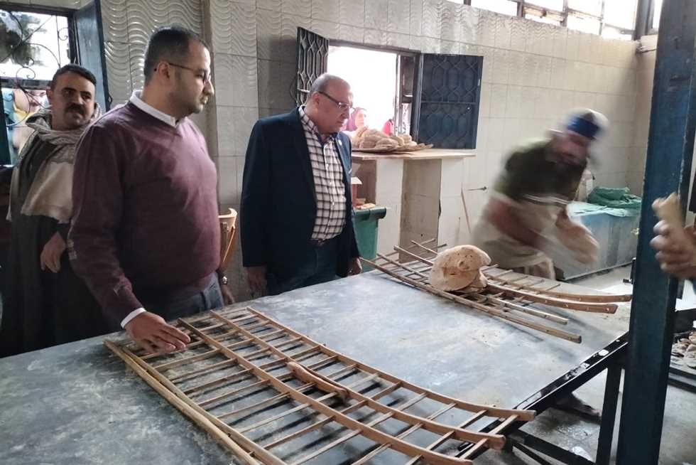 تحرك برلماني لوقف قرارات غلق المخابز والاكتفاء بتوقيع الغرامات المالية