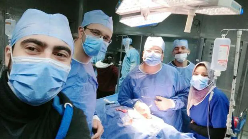 نجاح جراحة لتركيب جهاز تحفيز العصب الحائر لمريضة تعاني تشنجات بـ«طنطا الجامعي»