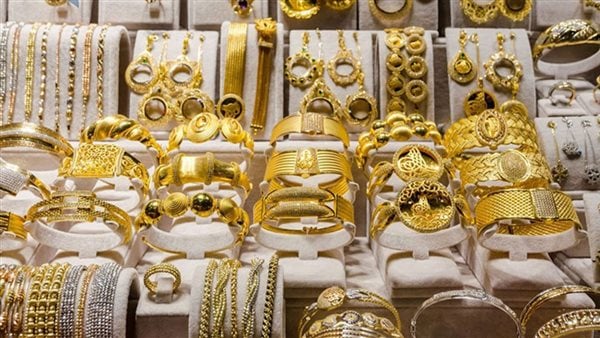 تصدير أول شحنة مشغولات ذهبية معفاة من رسم التثمين للسعودية