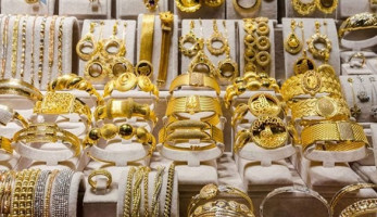 تصدير أول شحنة مشغولات ذهبية معفاة من رسم التثمين للسعودية