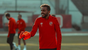 «الحقنى يا خطيب».. كهربا يستنجد ببيبو لدفع غرامة الزمالك