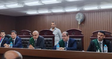 الحبس سنة لعامل وزوجته بتهمة تعذيب طفل فى قنا