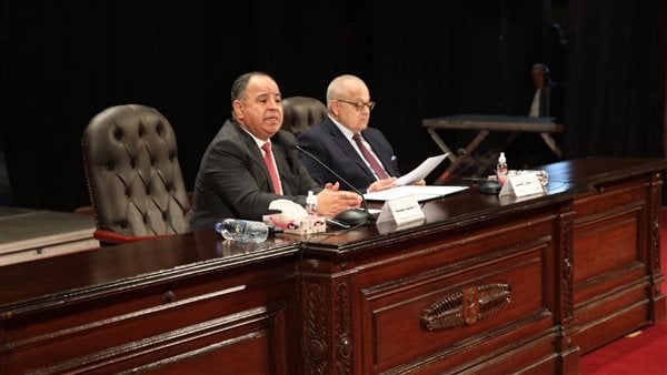 خاص.. تيسيرات للممولين لتعزيز الالتزام الطوعي بتقديم الإقرارات الضريبية.. ملامح السياسات الضريبية الجديدة