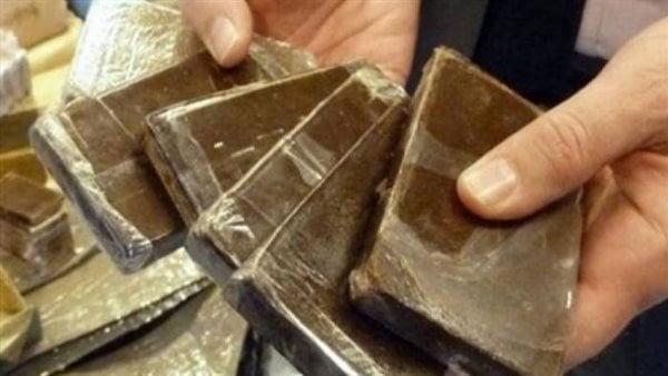 القبض على عاطل بـ2.5 كيلو حشيش في المرج