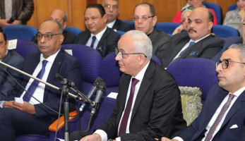 مصدر بالتعليم ينفي دمج امتحانات التيرمين للطلاب المصريين بالخارج