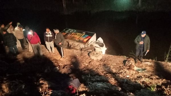 بالأسماء.. مصرع شخصين وإصابة 4 آخرين في تصادم نصف نقل وكارو بالبحيرة