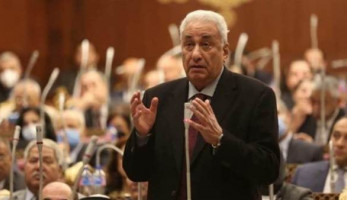 سامح عاشور يقدم اقتراحا برغبة لحل أزمة تطبيق الفاتورة الإلكترونية على المحامين