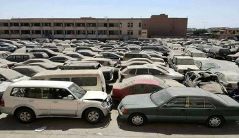 تفاصيل جلسة المزاد للسيارات المخزنة بساحة جمارك مطار القاهرة