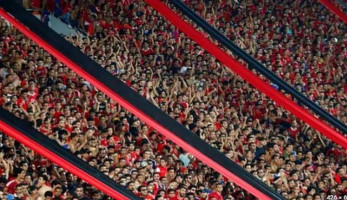خاص.. الأهلي ينتظر موافقة الجهات الأمنية على حضور 10 آلاف متفرج لمباراة القطن
