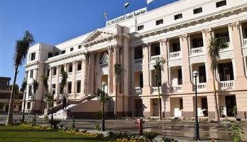أول تعليق من جامعة بنها على اتهام طالب لإدارة المستشفيات بالإهمال في إجراء جراحة له