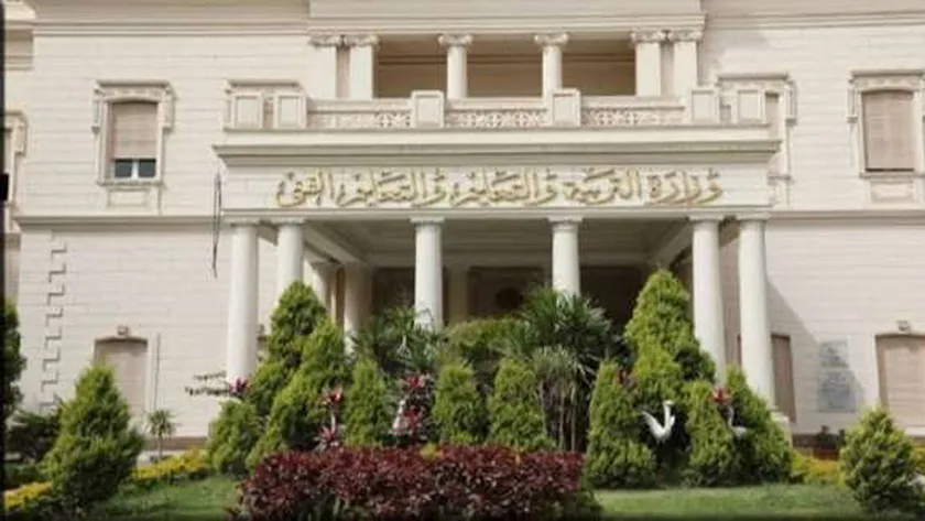 هل سيتغير موعد امتحانات الثانوية العامة 2023 بعد تطبيق التوقيت الصيفي؟