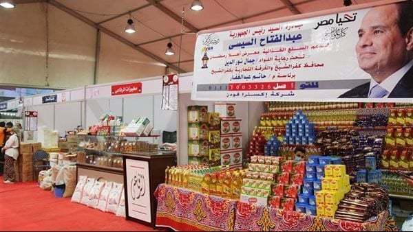محافظ الجيزة يناشد المواطنين بشراء احتياجاتهم من معارض "أهلا رمضان"