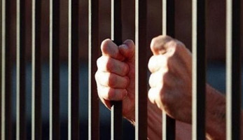 إرسال عينة من الإستروكس إلى المعمل لفحصها بعد ضبطها بحوزة عاطل بالمعصرة