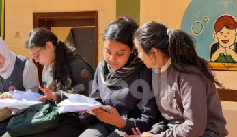 «التعليم»: فصل الطالبات بسبب استمارة الثانوية العامة إجراء قانوني