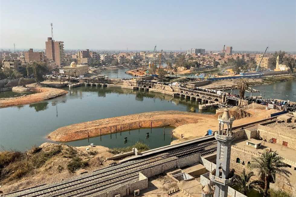 «الري»: الانتهاء من 15% من مشروع قناطر ديروط لتحسين الري في 5 محافظات