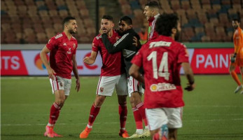 اتحاد الكرة يقرر ايقاف محمد عبد المنعم 3 مباريات وتغريم الأهلي وبيراميدز