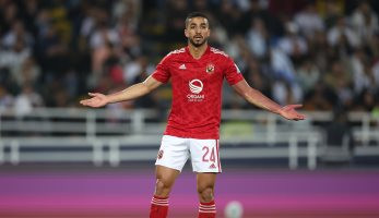 جلسة مرتقبة بين جهاز الأهلى ومحمد عبد المنعم قبل مران اليوم