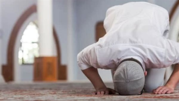 أخطاء فنية في نقل قرآن الفجر من الجامع الأزهر على القناة الأولى