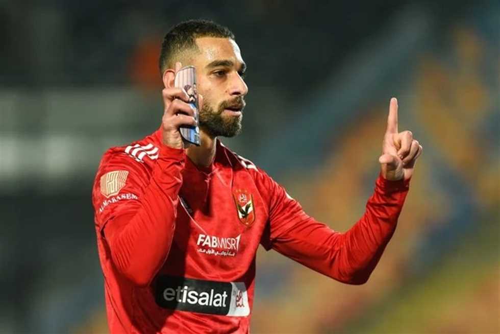 استبعاد عمرو السولية من رحلة الأهلي إلى المغرب