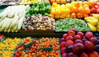 شعبة الخضراوات والفاكهة: زيادة الأسعار 30% بعد رفع سعر السولار