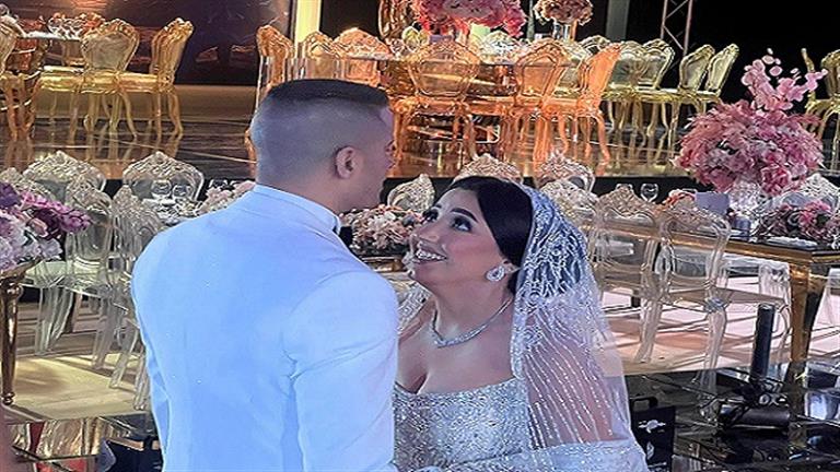 "طردني وسرق شبكتي".. مصدر أمني يكشف مصير بلاغ زوجة حسن شاكوش