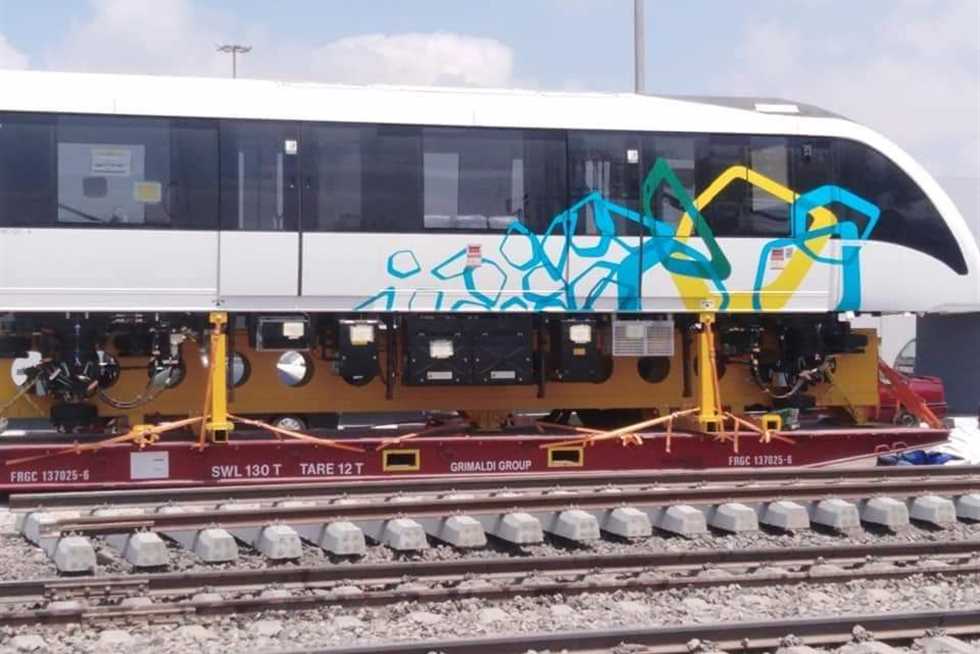 مصدر بالنقل: وصول 4 عربات مونوريل جديدة إلى ميناء الإسكندرية