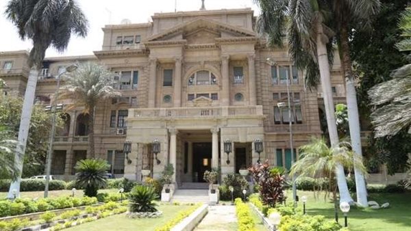 بروتوكول بين "الزراعة" وجامعة فلوريدا لإنتاج الفراولة المميزة