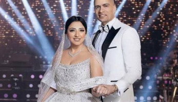 للتحقيق معها بقضية التزوير ..زوجة حسن شاكوش برفقه والدها في نيابة أكتوير