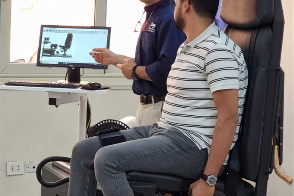 الجامعة المصرية الصينية تنظم ورشة عمل للتعرف على جهاز طبي يتنبأ بإصابات اللاعبين