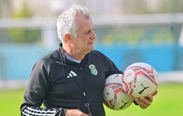الاتحاد السكندري يحسم مصير المدرب زوران