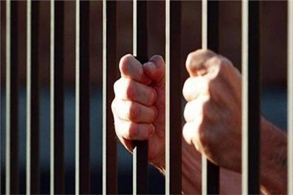 حبس عاطل بتهمة حيازة 4 كيلو «حشيش وهيدرو» في القناطر الخيرية