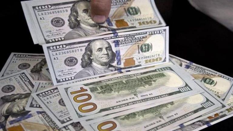 مصادر: بطء بتداول الدولار بين البنوك عبر الإنتربنك منذ أكثر من 5 شهور