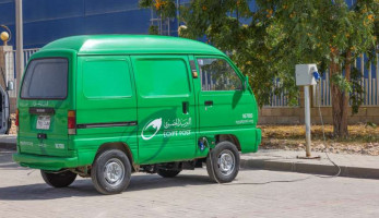 «البريد» يطلق مشروع تحويل سيارات البريد القديمة للعمل بالكهرباء