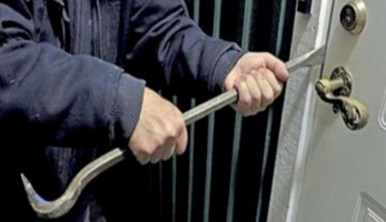 تجديد حبس عاطل وراء سرقة المساكن والمحال بمنطقة بولاق أبو العلا