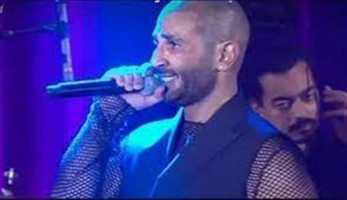 رد أحمد سعد على سمية الخشاب بعد تصريحاتها على ملابسه الشفافة في حفله الأخير