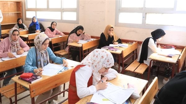 حقيقة تسريب امتحاني الكيمياء والجغرافيا لطلاب الثانوية العامة 2023