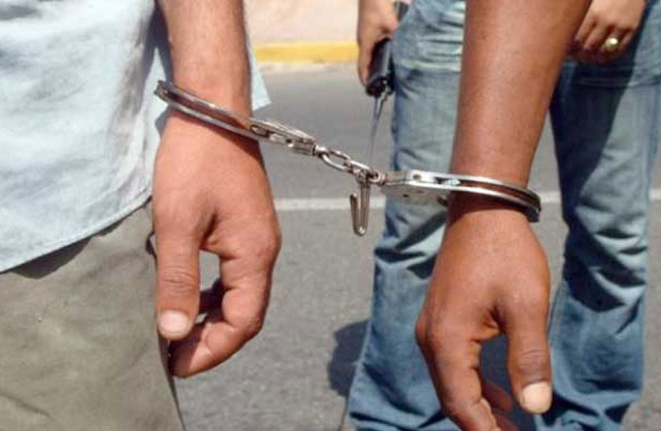 تجديد حبس عاطل ضبط وبحوزته مواد مخدرة بمدينة بدر