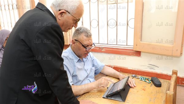 بالتابلت.. كيف يتم تصحيح الأسئلة المقالية في كنترولات الثانوية العامة؟