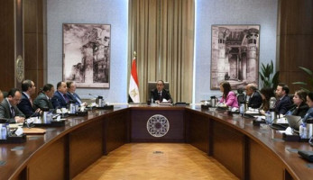 مصدر حكومي: الإعلان عن تنفيذ عدد من الصفقات ضمن برنامج الطروحات خلال أسبوع | خاص