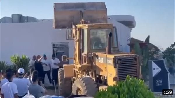 القصة الكاملة لهدم مطعم لوسيدا هاسيندا.. مملوك لنجل أقوى وزراء مبارك وهشام طلعت مصطفى ينفي علاقته بالأمر |فيديو