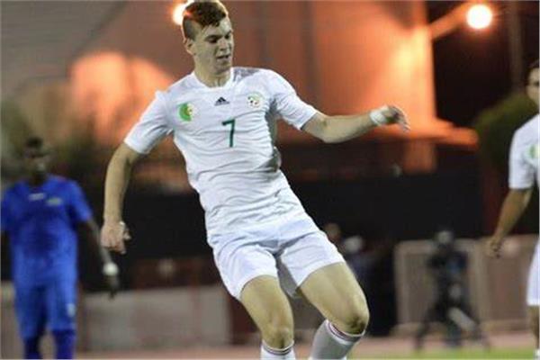 حقيقة توقيع لاعب وسط اتحاد العاصمة الجزائري للزمالك 
