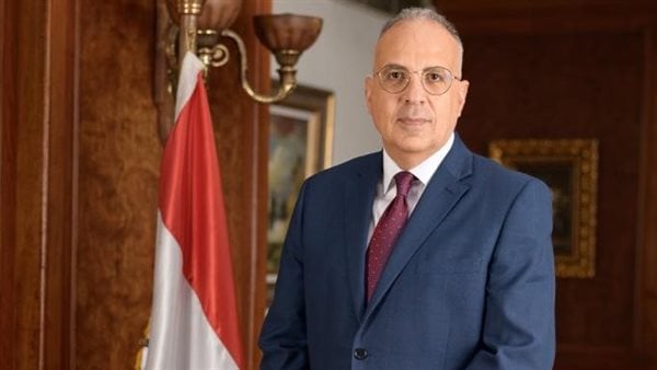 وزير الري يصل إلى ستوكهولم للمشاركة في الإسبوع العالمى للمياه