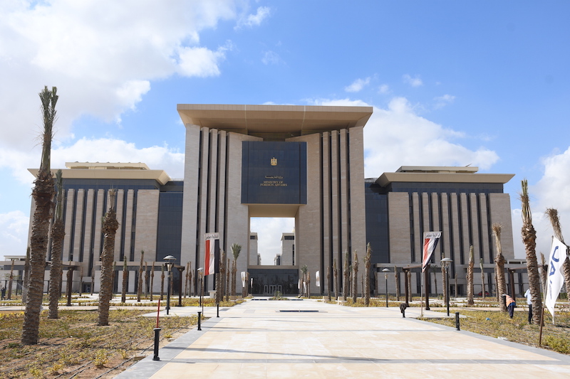 الخارجية: تلقّي طلبات تسوية المواقف التجنيدية بشكل نهائي للمصريين بالخارج حتى هذا الموعد