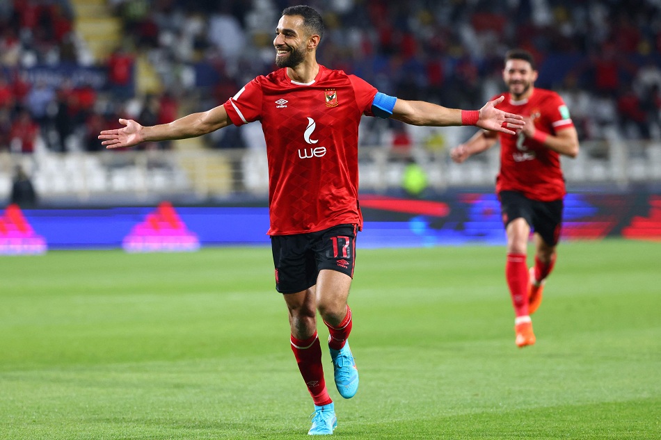 الأهلي يتفق مع السولية على التمديد موسمين