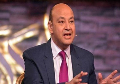 عمرو أديب عن زيادة الأجور والمعاشات: التجار بيدبحوا الناس ولما بيزيد قرش بيزود عشرة