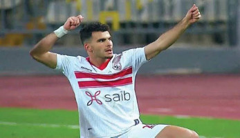 ممدوح عباس ينهي أزمة زيزو ويتكفل براتبه