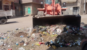 التخلص من 266 طنًا من مخلفات وأتربة طرق طنطا
